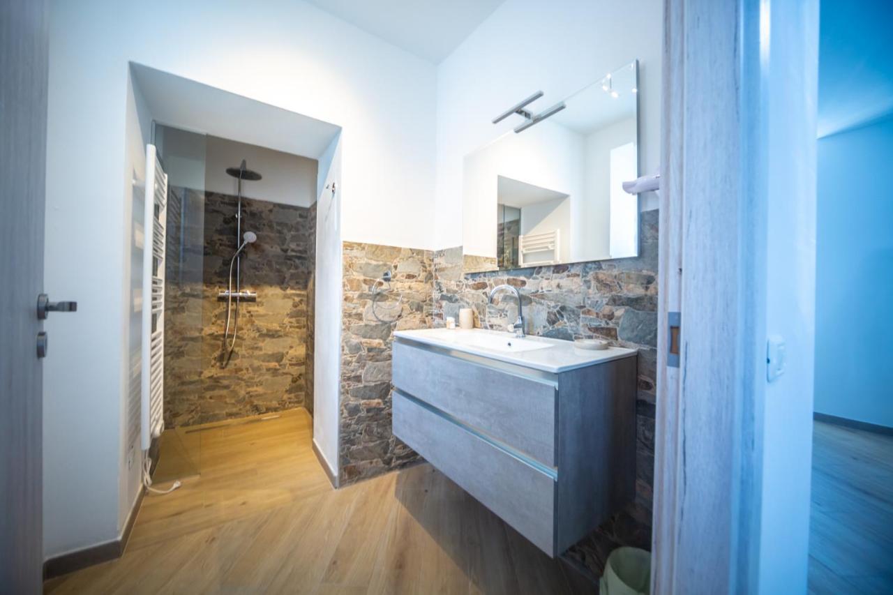 Around Lago Maggiore Rooms Reno Di Leggiuno Extérieur photo